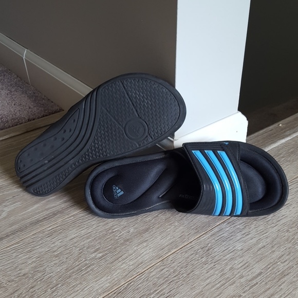 memory foam slides adidas